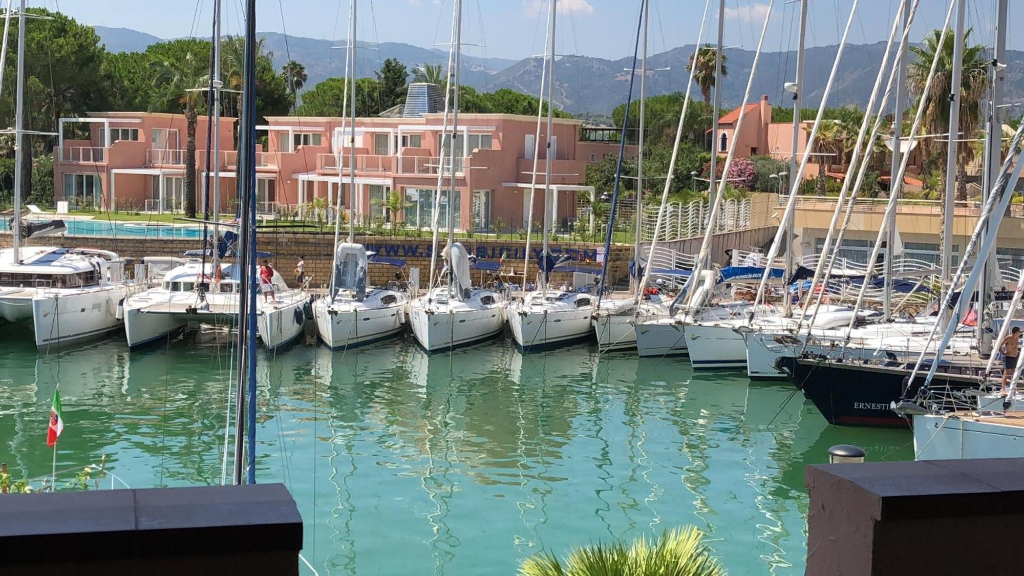 Apartments Di Salvo Furnari Kültér fotó